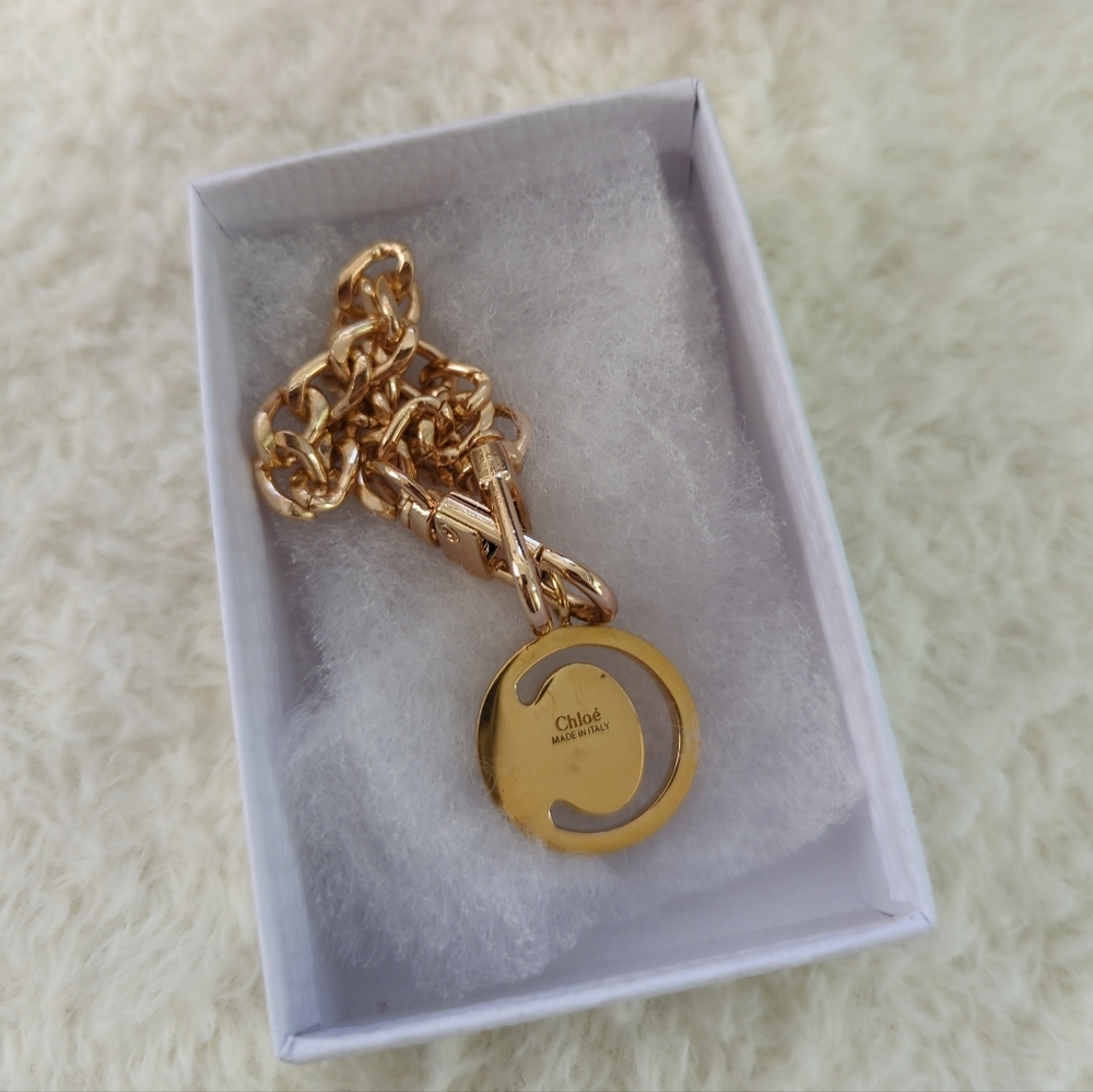 Authentic Chloe' charm Pendant Charm With Generic Chain And Fragrance Sample - Picture 3 of 8